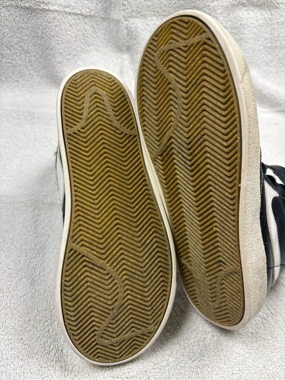 Nike Blazers Sneakers - 3Y